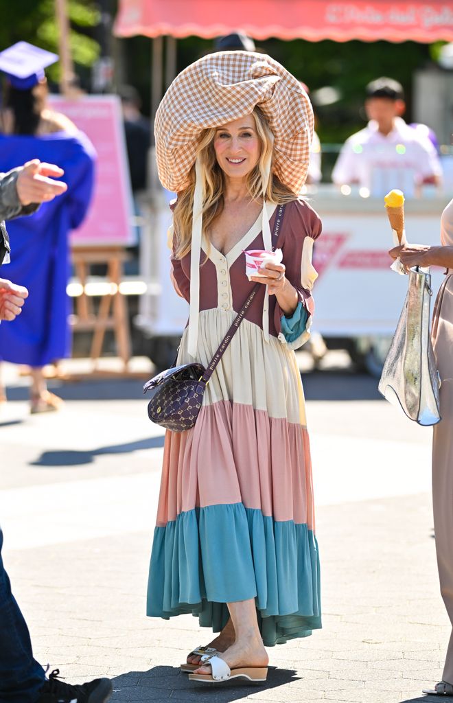 Sarah Jessica Parker en el rodaje de 'And Just Like That...'