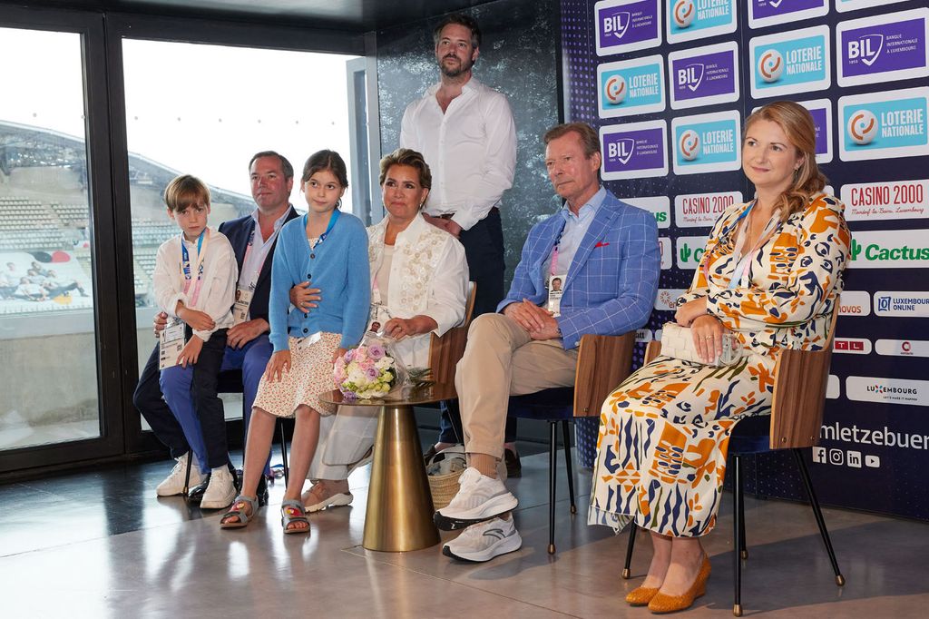 María Teresa de Luxemburgo y Enrique de Luxemburgo en los Juegos Olímpicos de París en julio de 2024