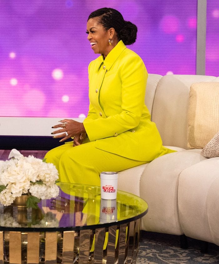 Michelle Obama muestra su imagen más juvenil