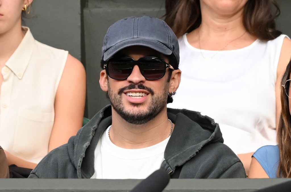 Bad Bunny animando a Djokovic en Wimbledon
