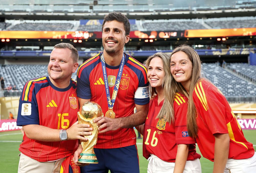 Rodrigo con su familia en el Mundial