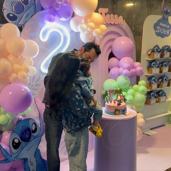 José Eduardo Derbez y Paola Dalay estaban muy contentos