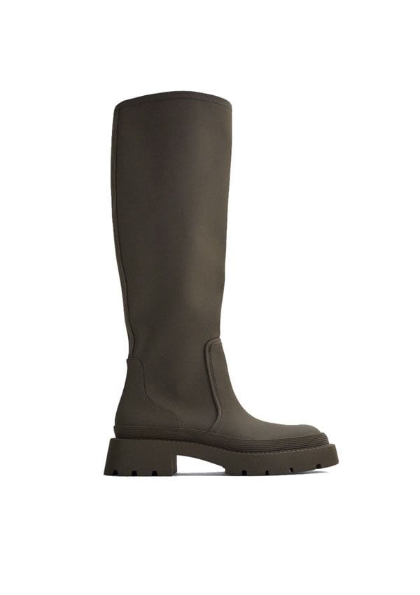 Botas engomadas de Zara