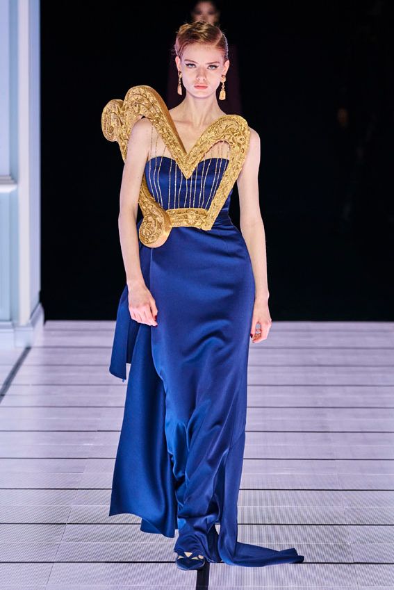 moschino f22 037037220303