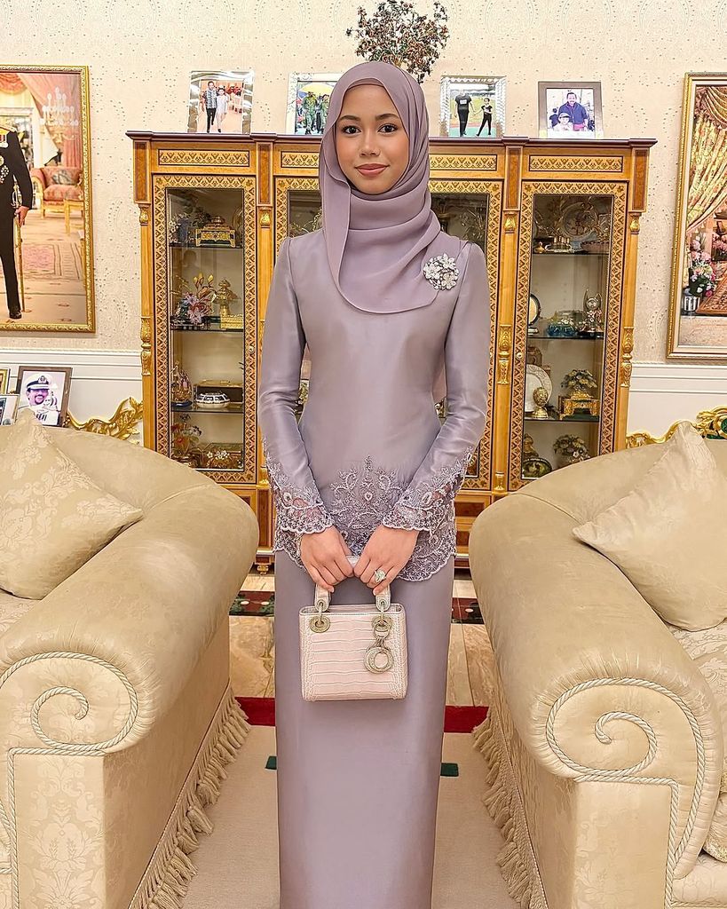 La princesa es la benjamina de los 12 hijos que tiene el sultán de Brunei