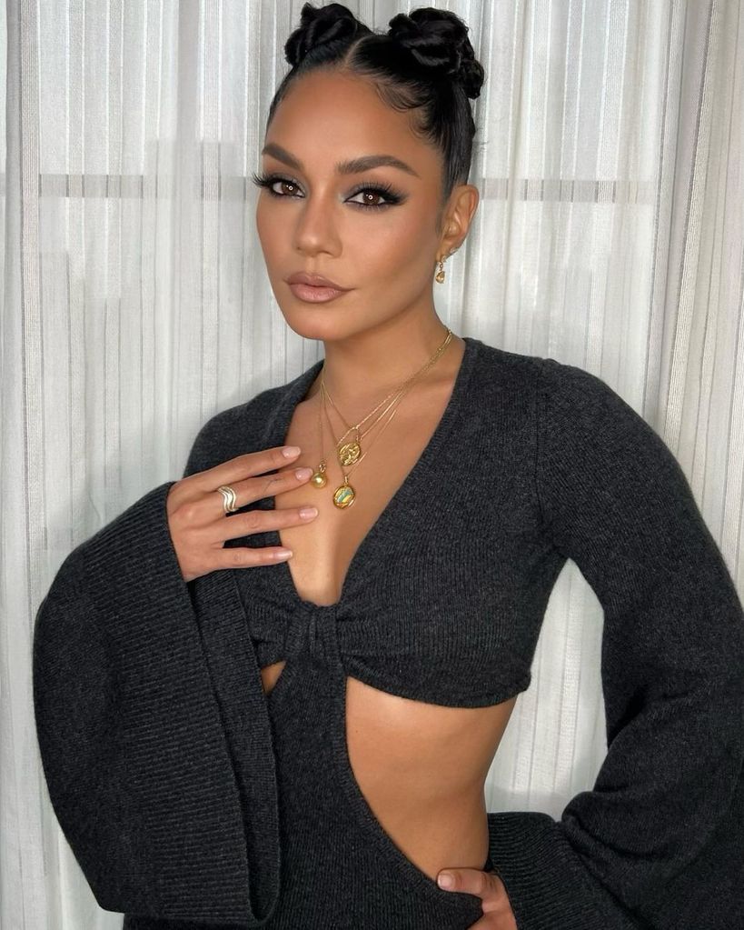 Vanessa Hudgens peinado