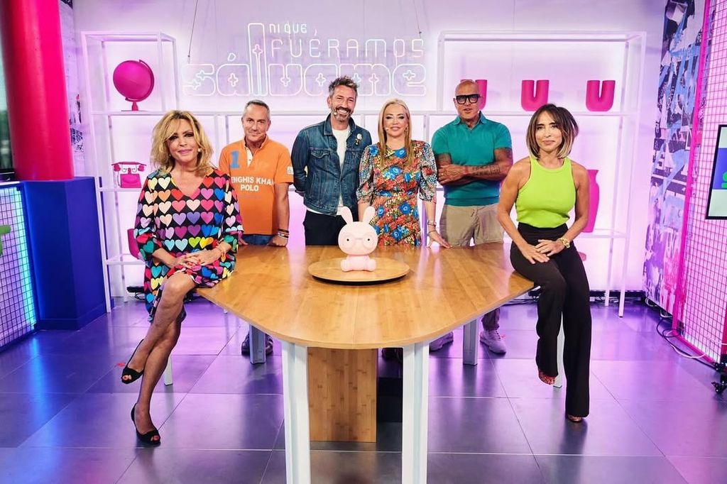 El equipo de Ni que fuéramos Shhh