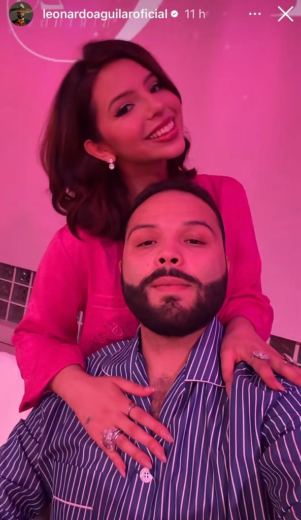 Ángela Aguilar con su hermano Leonardo.