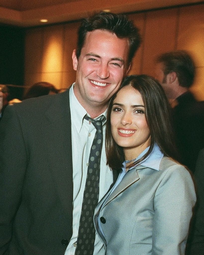 Salma Hayek también recordó a Matthew Perry en el primer cumpleaños con la ausencia del actor