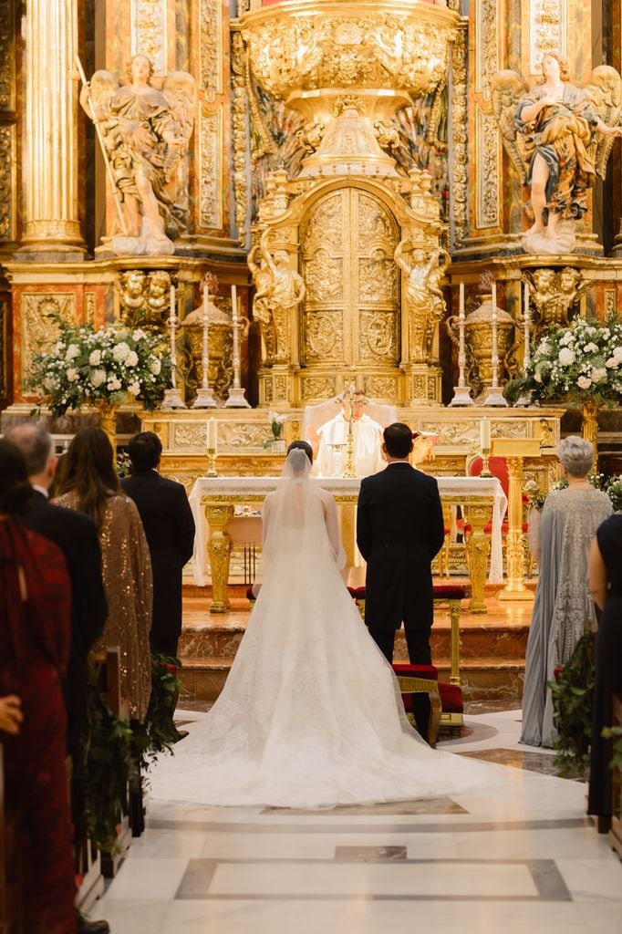 La boda de Elena con vestido de Inés Lacasa