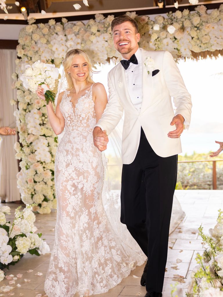 MrBeast y Thea Booysen ya son marido y mujer, así fue la íntima boda en una isla privada del Caribe