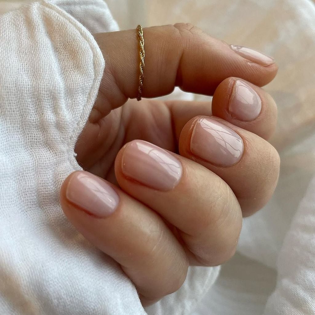 Manicura tipo clean nails para novias