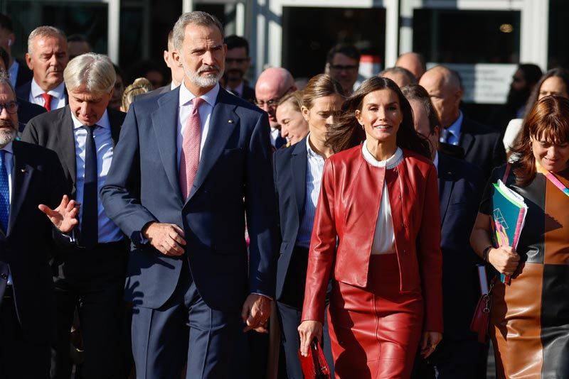 Reyes Felipe y Letizia