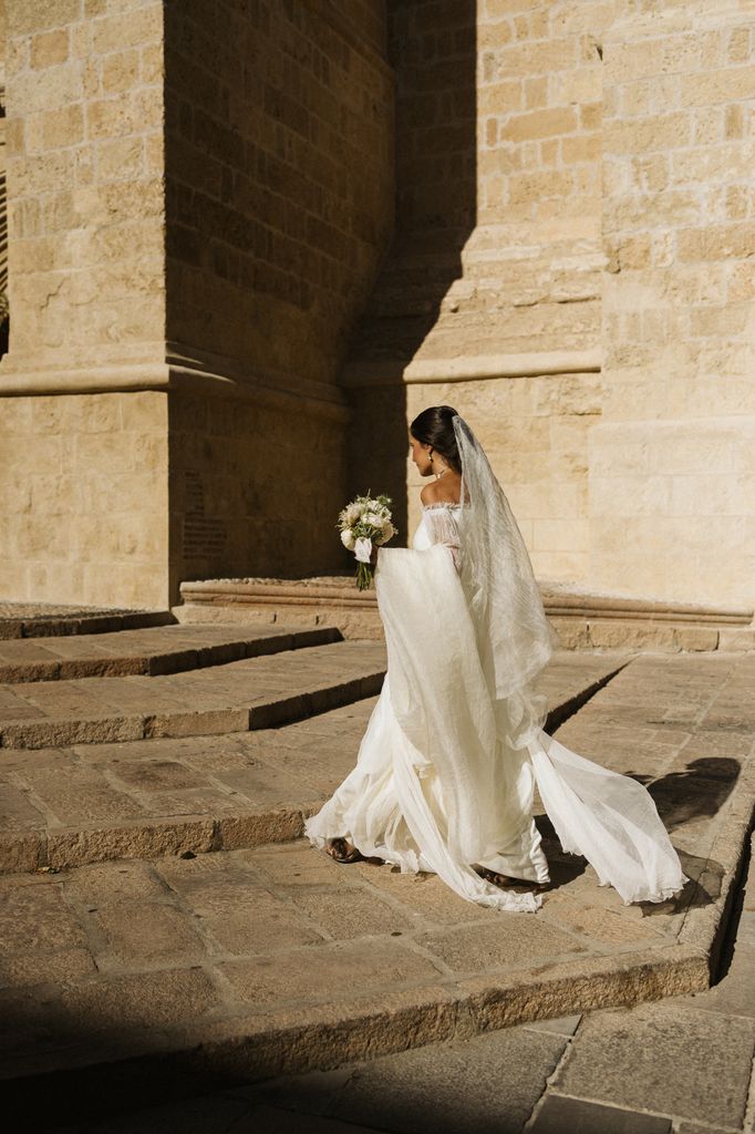 Vestido de novia de Lola Martín Atelier