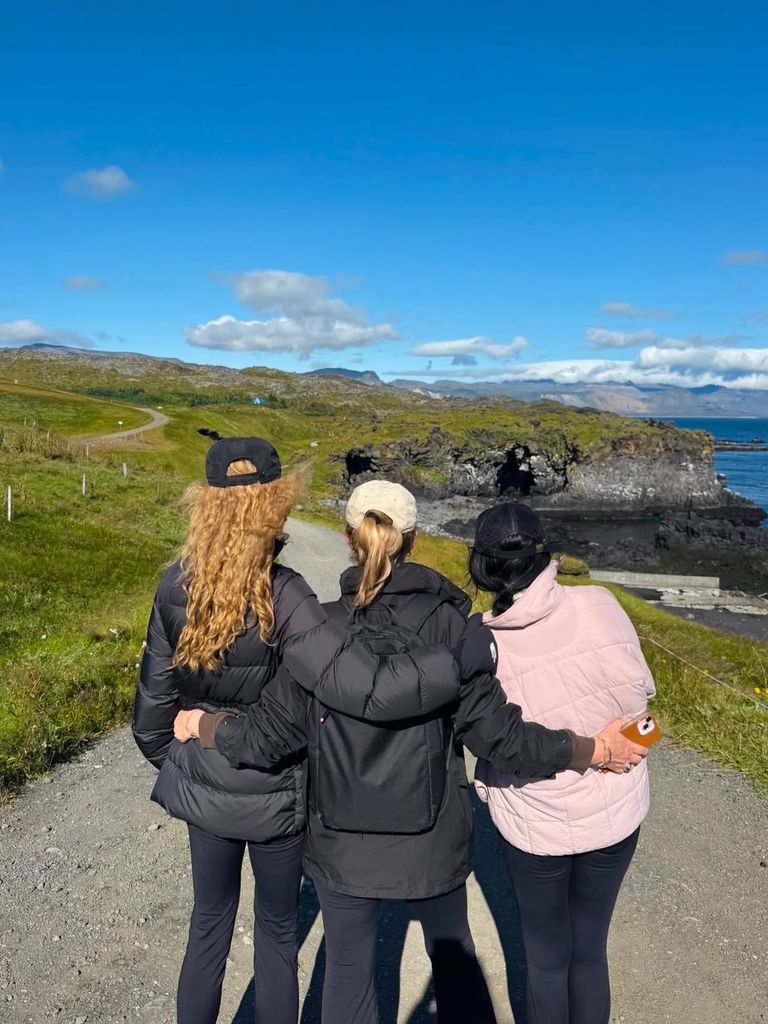 Nicole Kidman, de vacaciones en Islandia con sus hijas