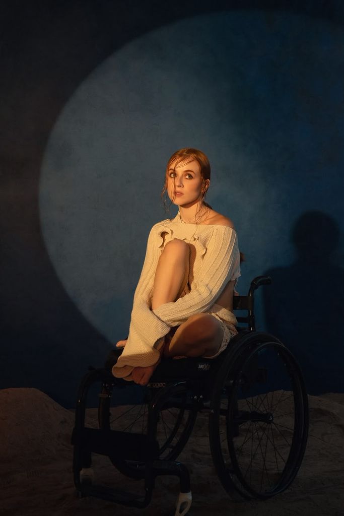 Andrea Zuckermann ha modelado para marcas como la departamental mexicana El Palacio de Hierro y ha aparecido en editoriales de moda para revistas como Marie Claire e InStyle.