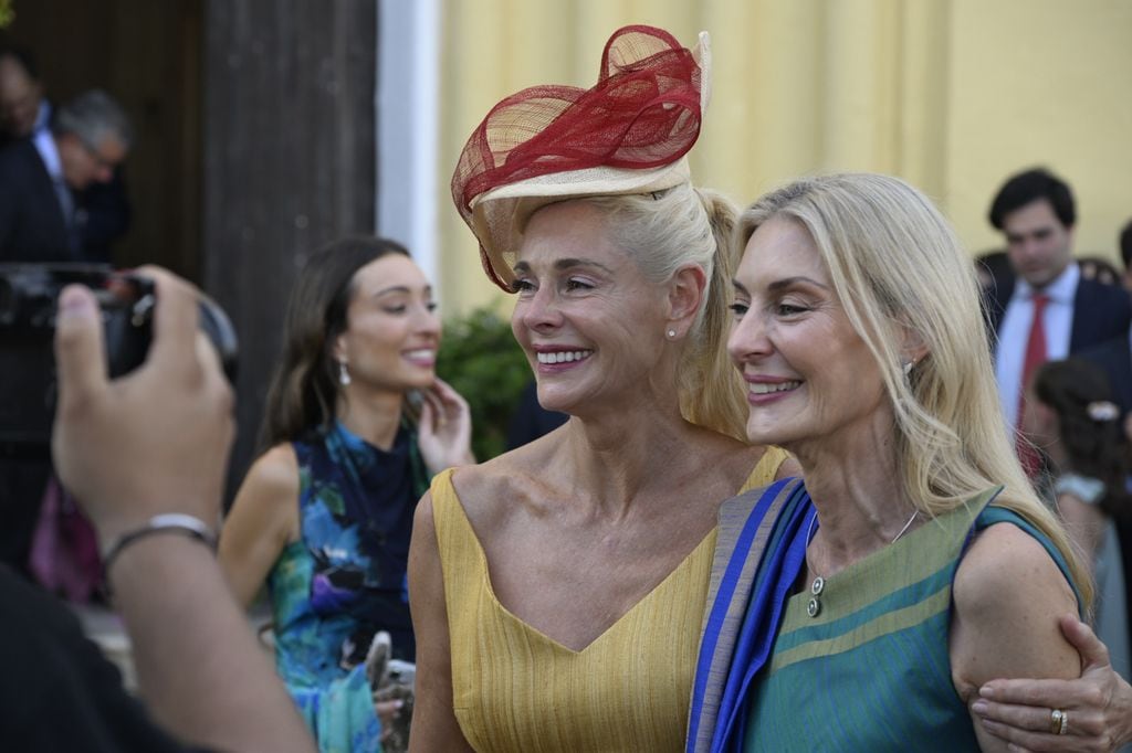 Belén Rueda junto a Elena Fernández de Valderrama