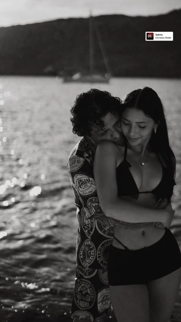 Ángela Aguilar y Christian Nodal celebraron juntos este día tan especial 