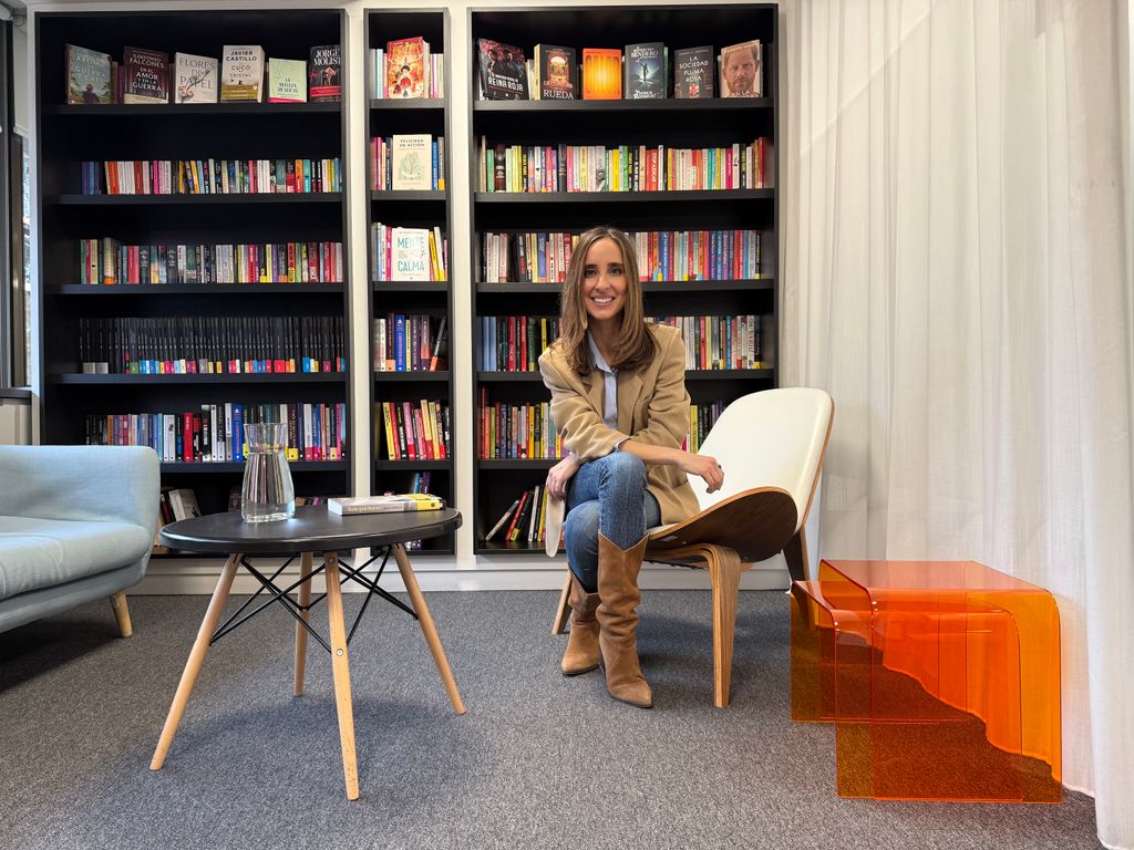 Julia ha escrito su segunda novela, 'Todo por hacer'