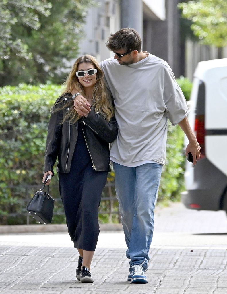 Gerard Piqué y Clara Chía tuvieron más acercamiento luego de que ella empezara a trabajar en Kosmos