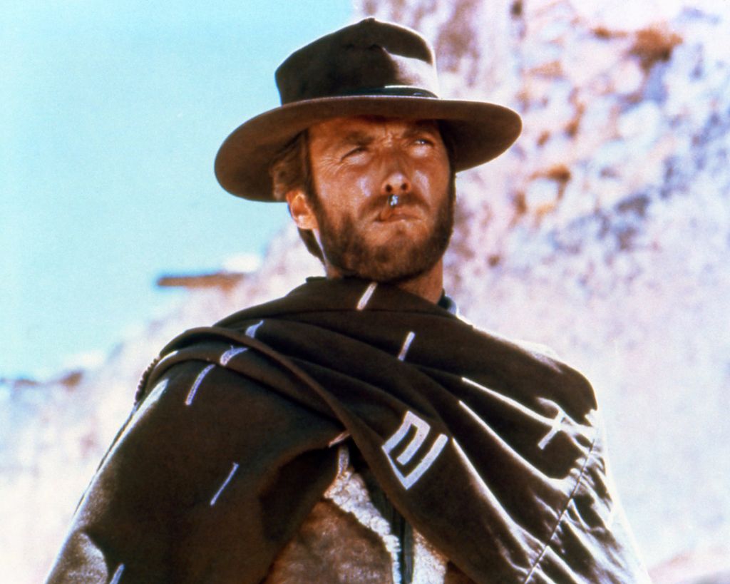 Clint Eastwood en la película 'Por un puñado de dólares' de Sergio Leone en 1964