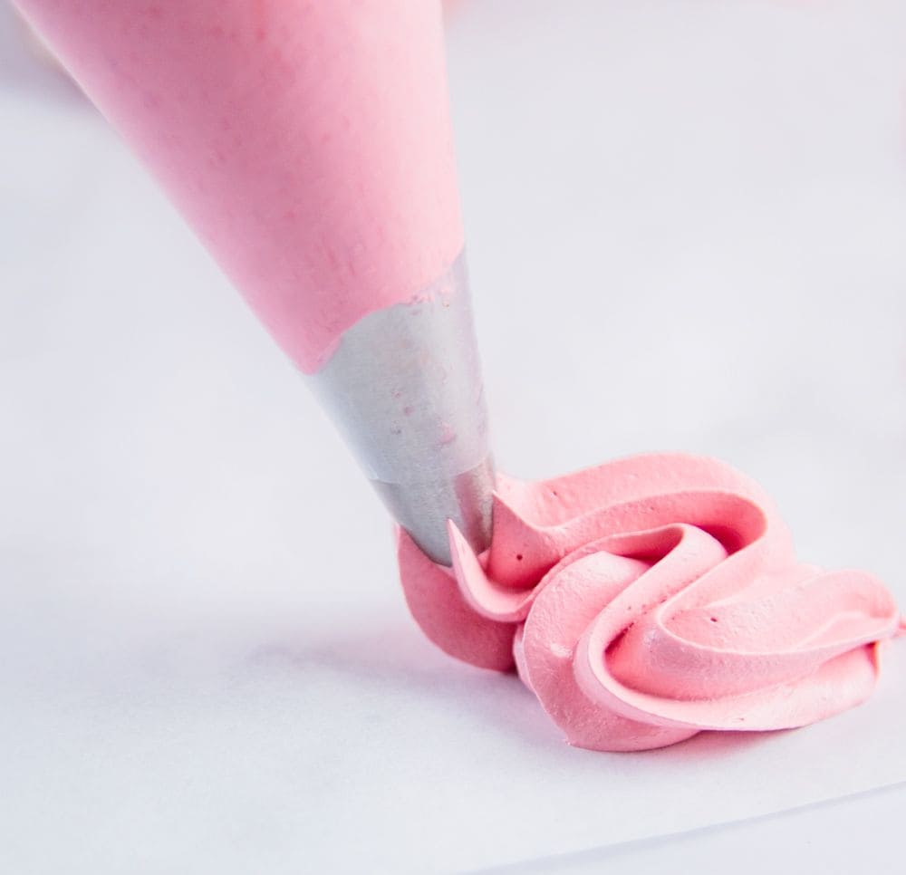 Manfa pastelera con crema rosa