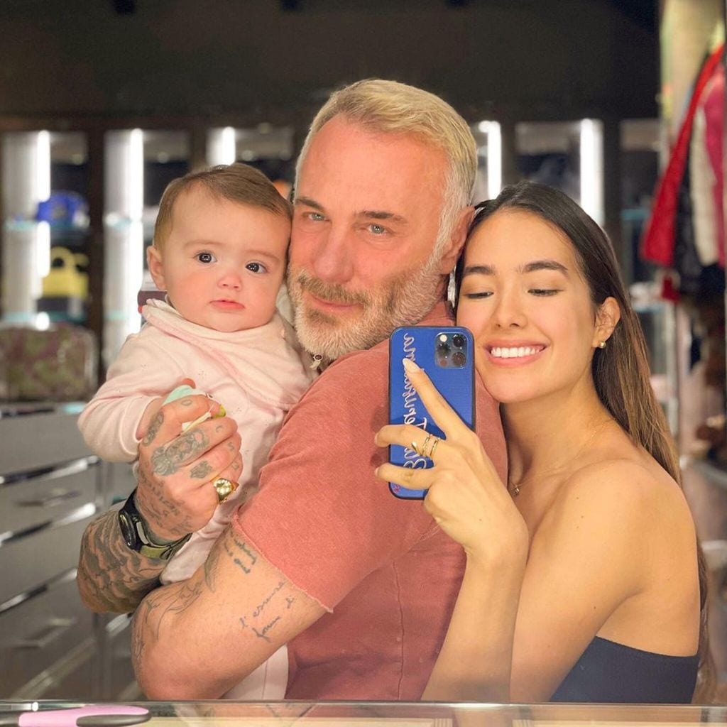 sharon fonseca gianluca vacchi y su hija blu jerusalema