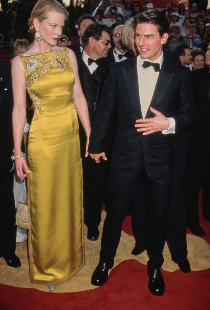 El día que Nicole Kidman opacó a Tom Cruise en los Oscar con un polémico vestido asiático de John Galliano para Dior