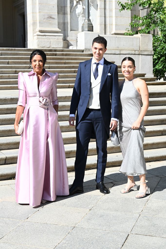 La familia de Carla Vico en su boda