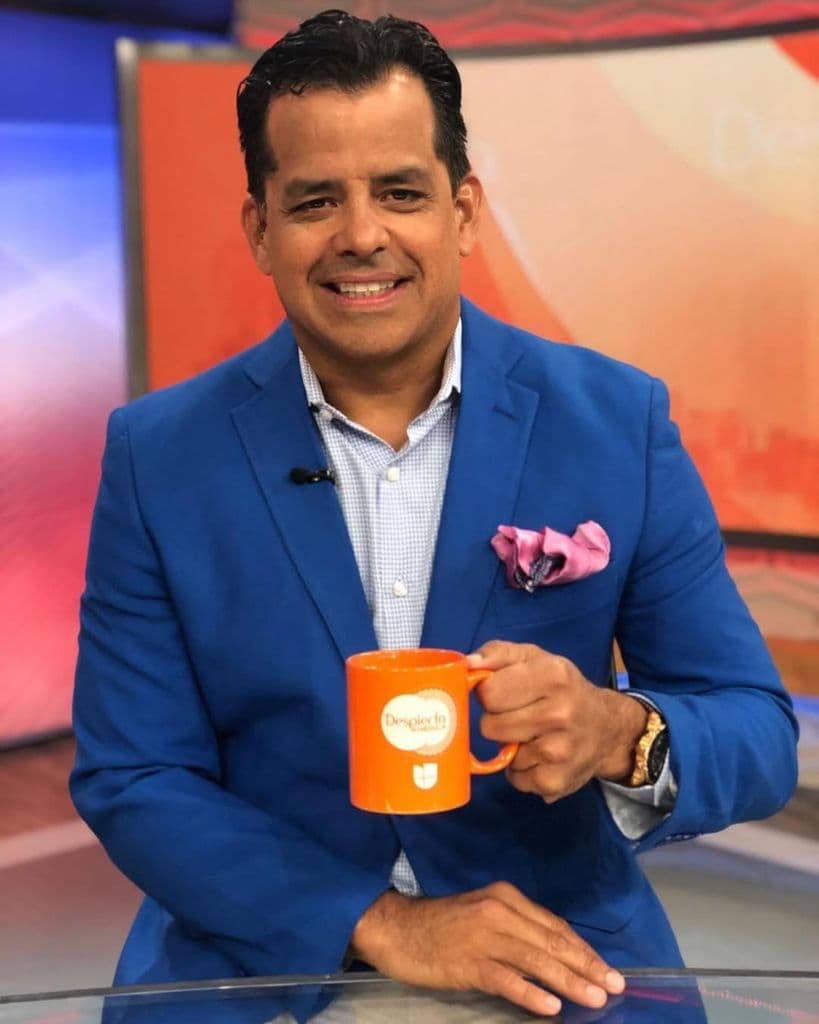 Jorge Viera destaca en el periodismo latino por sus reportajes y entrevistas
