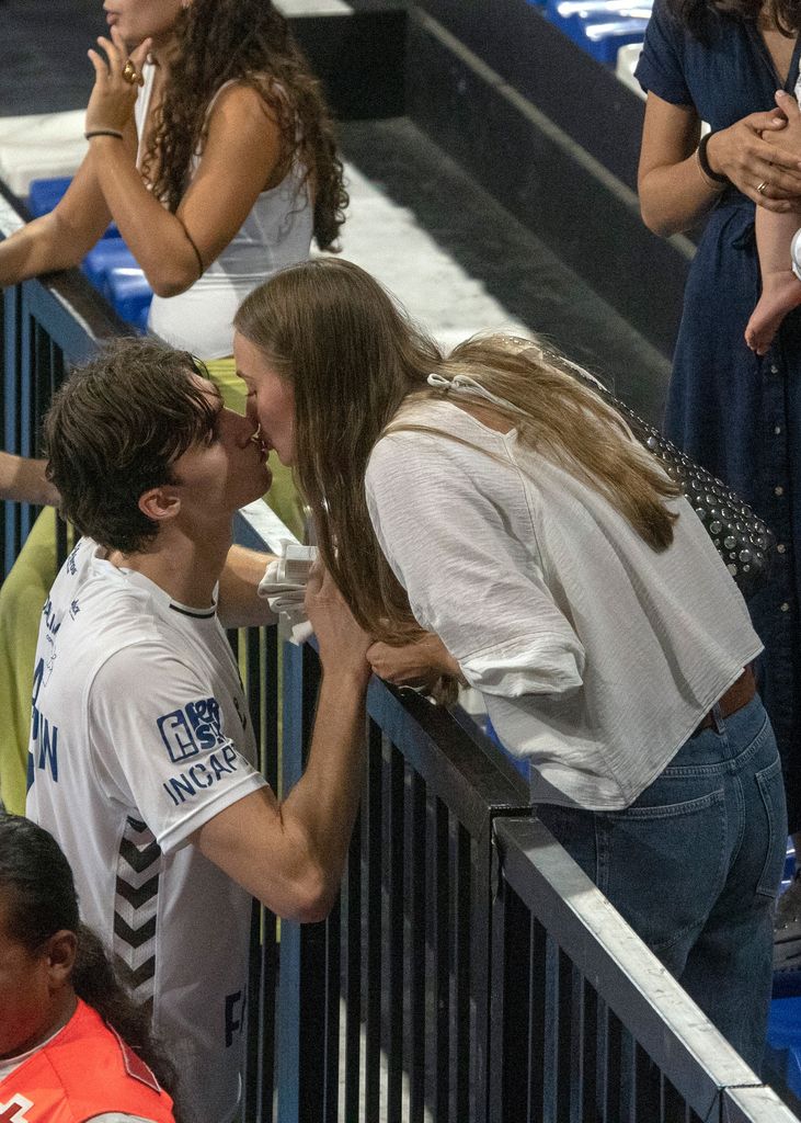 Pablo y Johanna han convertido este beso en algo habitual tras finalizar los partidos