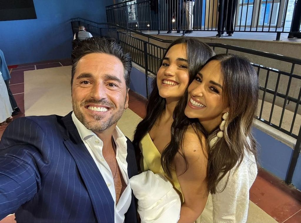 Daniella Bustamante cumple 18 años