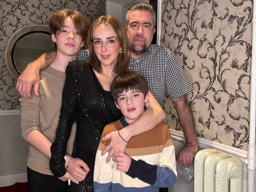 Jimena Pérez y su familia