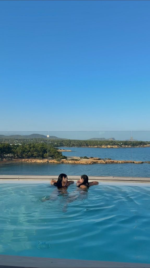Ainhi García ha reaparecido en Ibiza tras sus vacaciones en el País Vasco