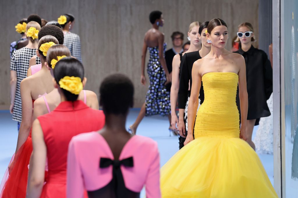 Un giro histórico: Carolina Herrera desfilará en Madrid en septiembre