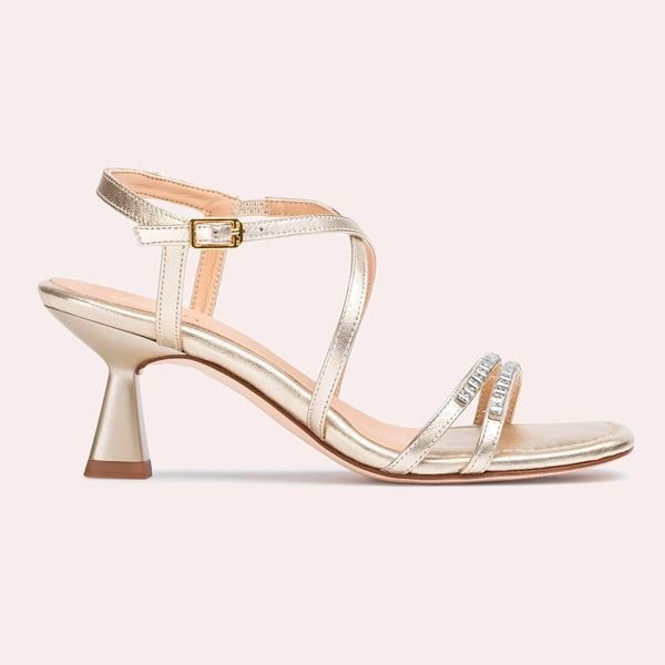 sandalias doradas