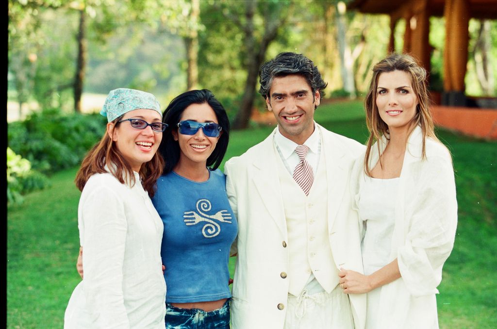 De izquierda a derecha: Yolanda Andrade, Mónica Noguera, Alejandro Fernández y Montserrat Olivier.