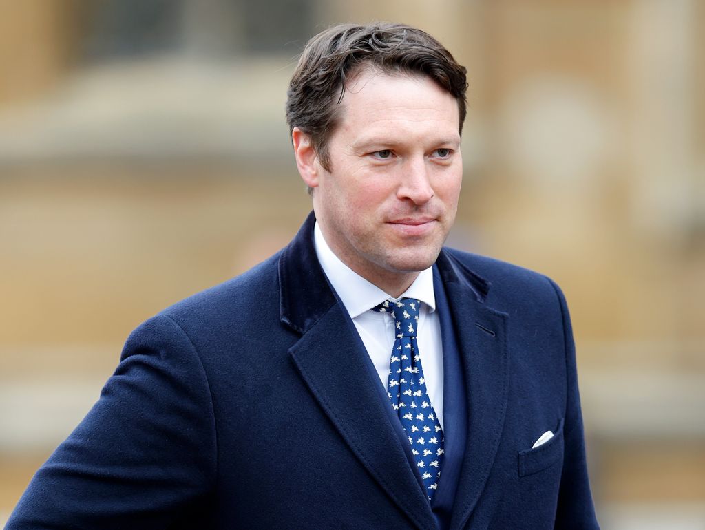 El teniente coronel Johnny Thompson, equerry del rey Carlos III, asiste al tradicional Servicio del Domingo de Pascua en la Capilla de San Jorge, en el Castillo de Windsor, el 31 de marzo de 2024 en Windsor, Inglaterra