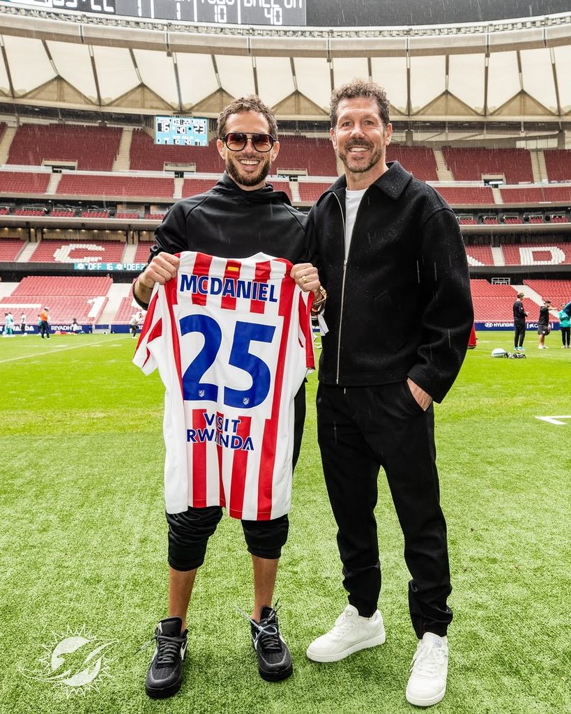 El Cholo y Michael Lee McDaniel