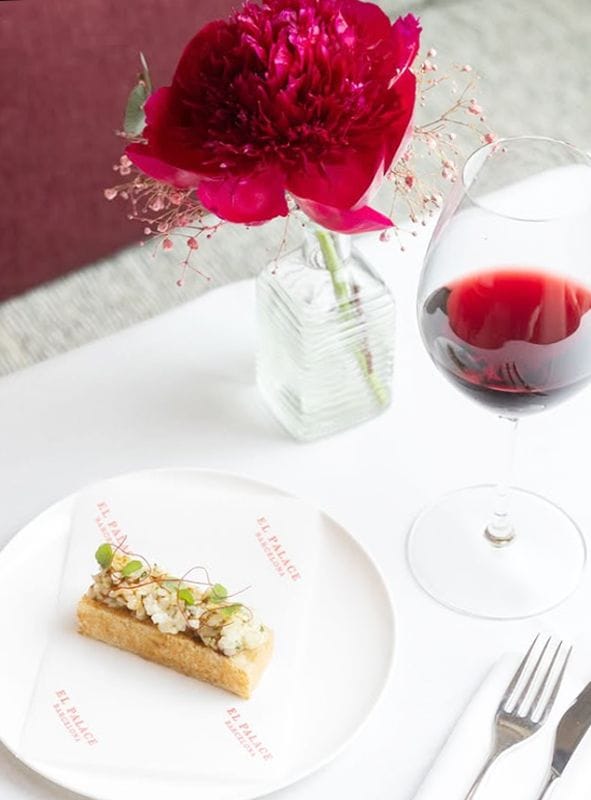  'Focaccia de tartar de sepia a la bruta', propuesta del hotel El Palace Barcelona.