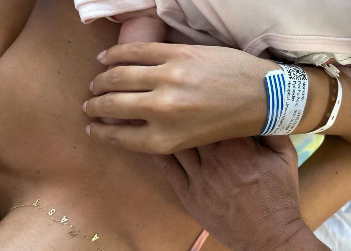Cristina Pedroche con su hija Laia 