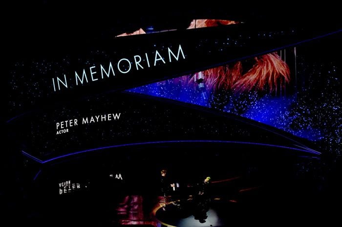 La Academia recuerda a Kobe Bryant y Kirk Douglas en los Oscar.