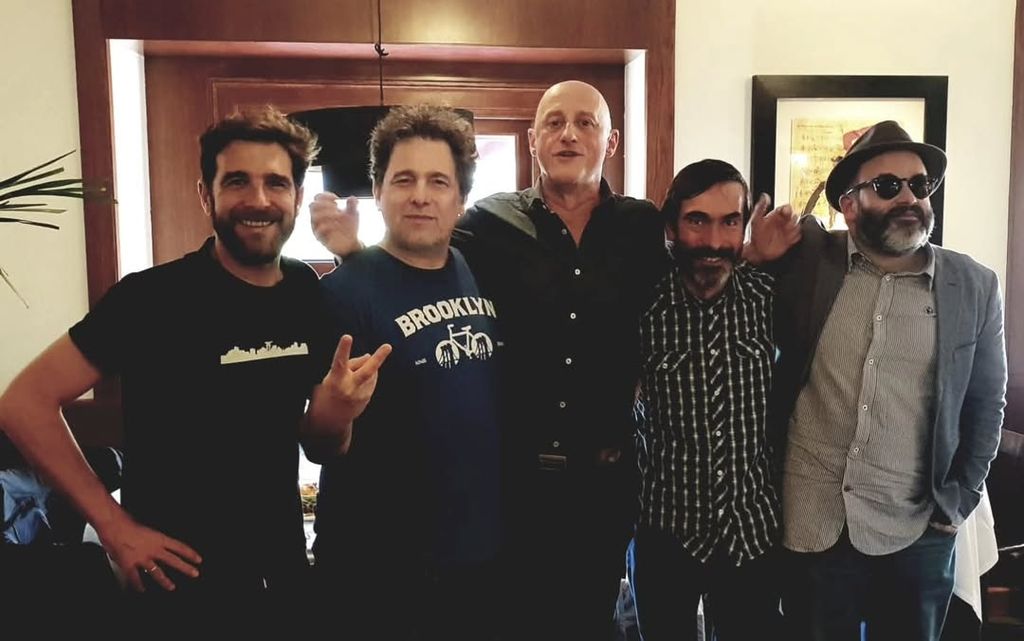 . Muere Jorge Martín de Ilegales Numerosos rostros conocidos se han despedido del artista