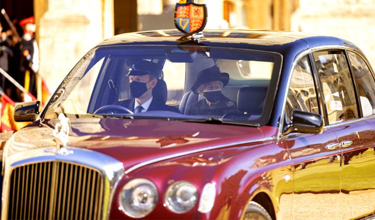Las primeras imágenes de la Familia Real británica llegando a Windsor para el funeral 