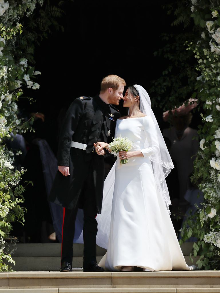 Meghan Markle y el príncipe Harry convertidos ya en marido y mujer