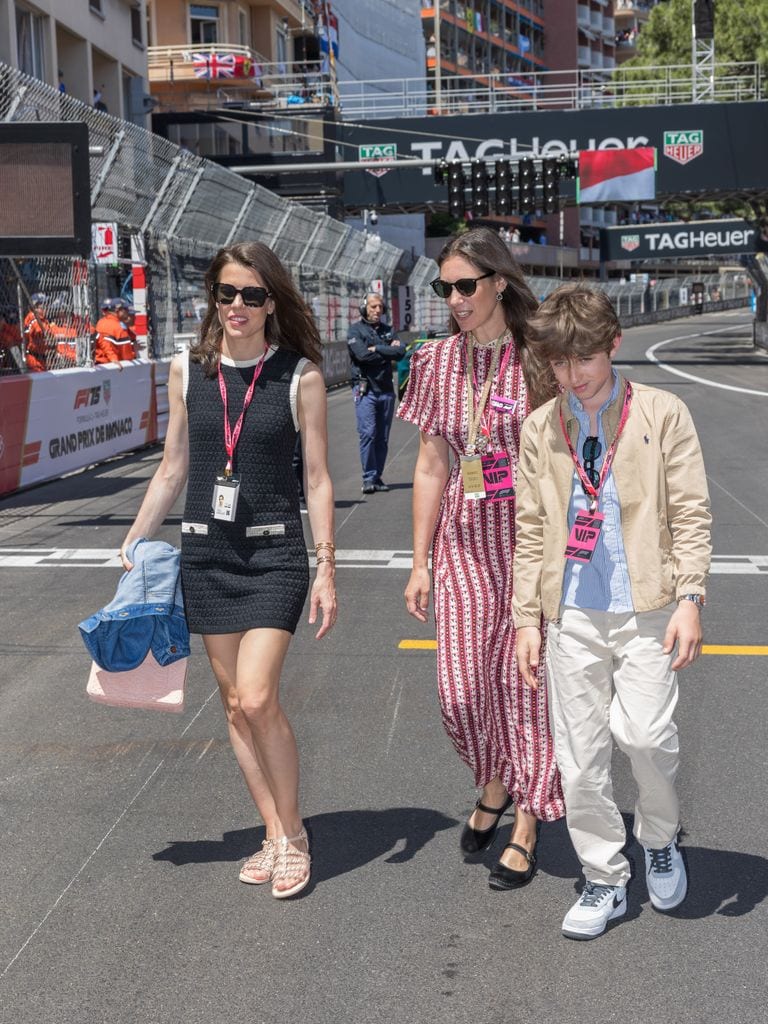 Carlota Casiraghi, Tatiana Santo Domingo y Raphael Elmaleh, hijo de Carlota