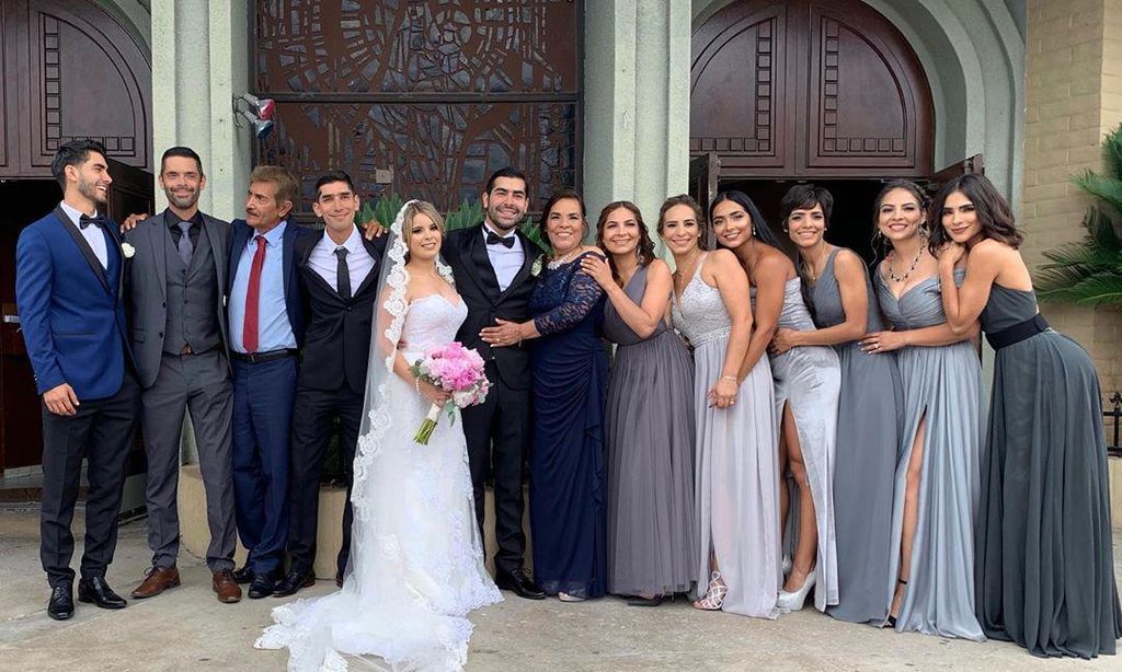 Hermanos de Alejandra Espinoza