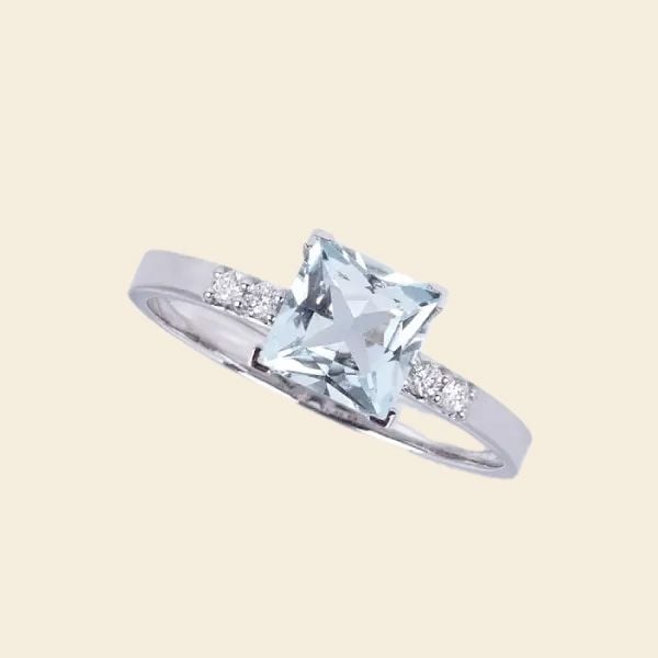 Anillo de compromiso