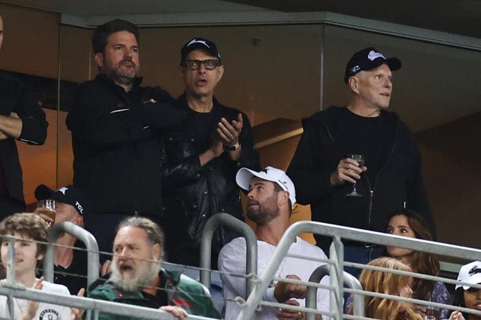 Russell Crowe junto al elenco de 'Thor: Love and Thunder'