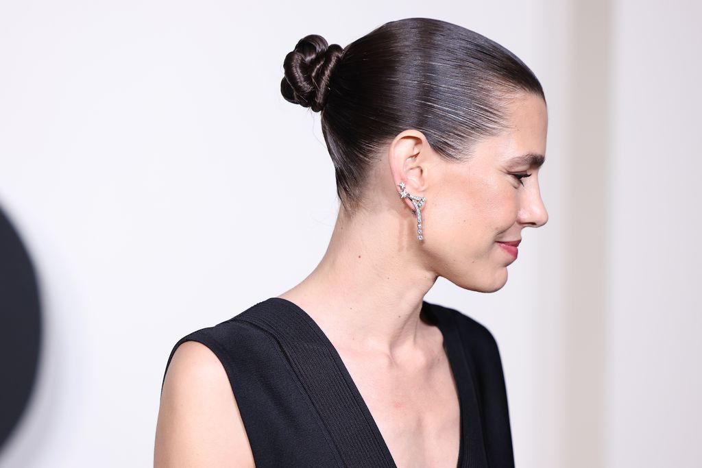 Carlota Casiraghi, con moño de bailarina en la Ópera Garnier de París, 2026